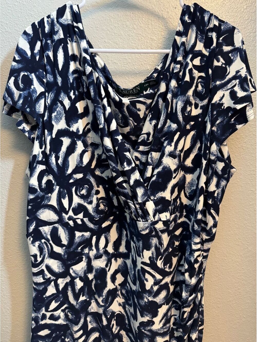 Lauren Ralph Lauren Navy & White Abstract Floral Ruched Faux-Wrap Dress 22W